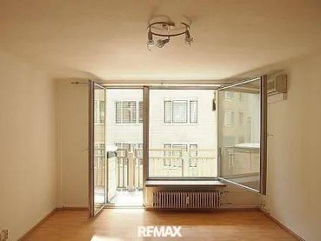 Loggia Wohnung inkl. Hz und WW im Zentrum von Wien !