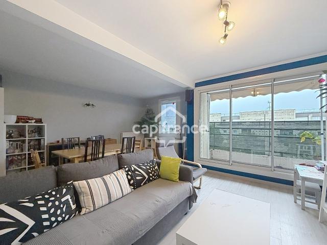 Lognes Dernier Etage Appartement 4 Pièces Avec Balcon, Box. 82m² Lognes