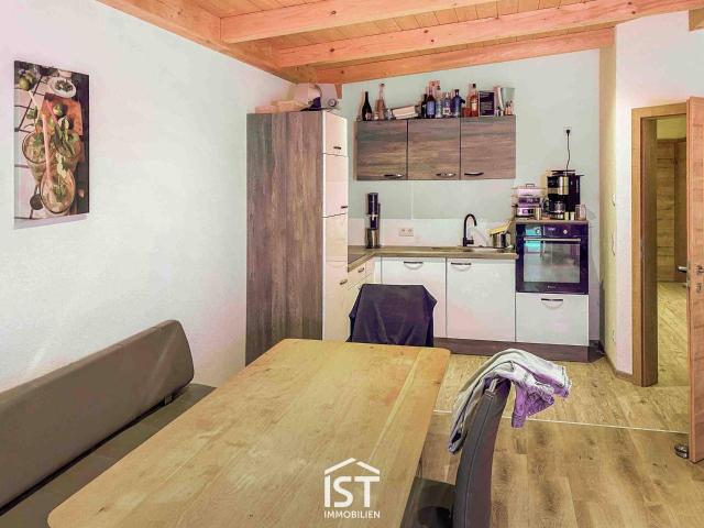 Lohnsburg Vermietete 3 Zimmer Eigentumswohnung mit Terrasse