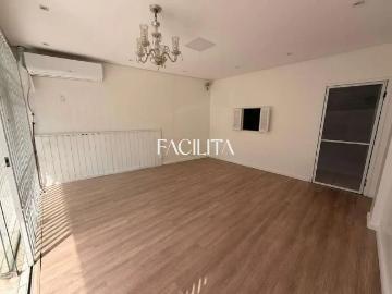 Rua Lauro Linhares, Praça Alice Roberto Piemontez