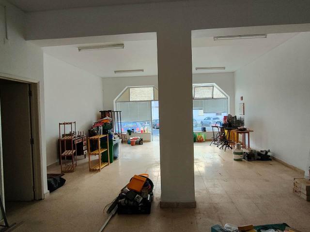 Loja para arrendamento em Beja com área útil de 88 m², inserida em zona urbana consolidada