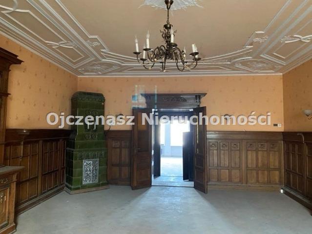 Lokal 800 m2 w centrum Bydgoszczy z tarasem i dwoma wejściami