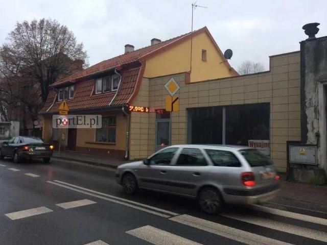 Lokal 100m2 z dużą witryną, parking i rozbudowa