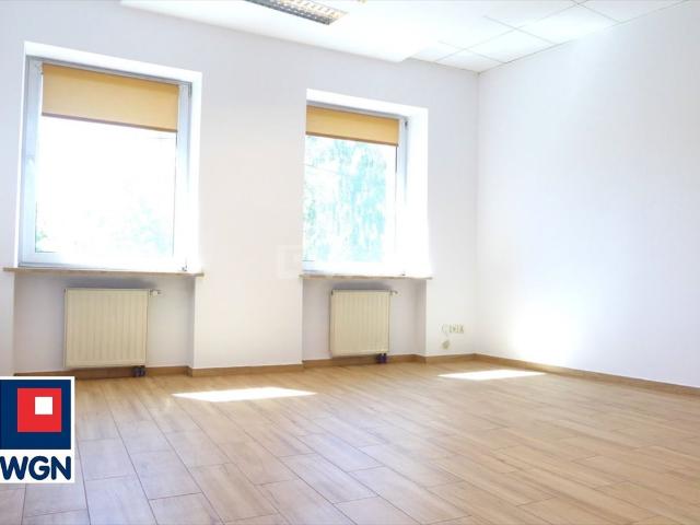 Polecam lokal 24 m2 z windą i parkingiem na Starym Mieście