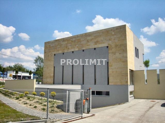 Lokal użytkowy 400 m2 z parkingiem, wysoki standard zapraszam