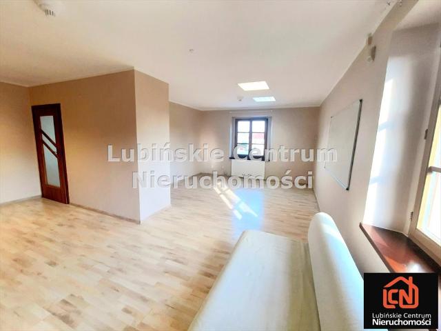 Lokal użytkowy 40 m2 w centrum Lubina, klimatyzacja