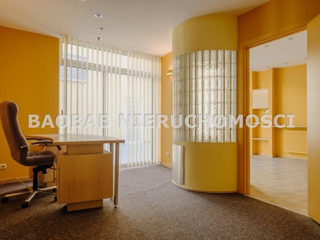 Lokal użytkowy 51,5 m² z witryną na Tarchominie polecam