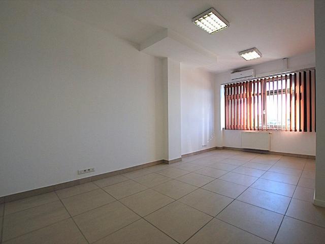 Lokal użytkowy 58,35 m2 w centrum Kielc nowoczesny budynek