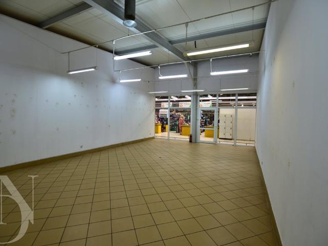 Lokal użytkowy 65 m² w Hajnówce przy markecie PSS Społem