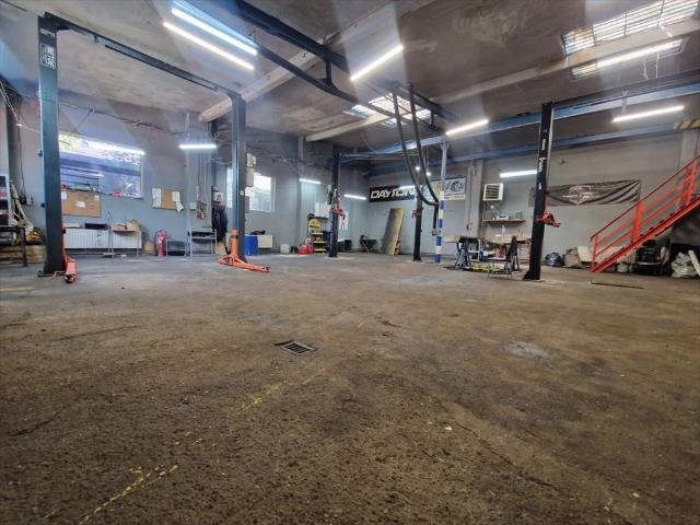Lokal użytkowy 724 m² w Jeleniej Górze polecam