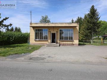Lokal użytkowy 81 m² z dużą witryną i parkingiem