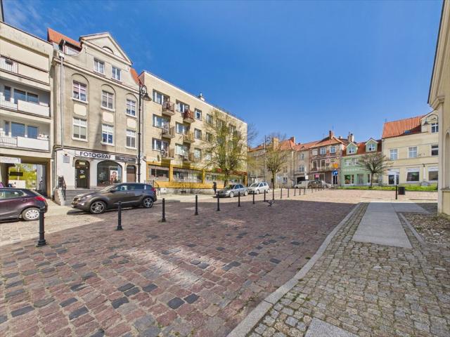 Lokal użytkowy 93,4 m² z witrynami w centrum Sztumu