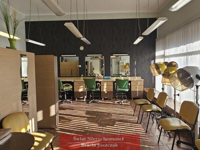 Lokal użytkowy 94 m² salon fryzjerski, biuro, gabinety