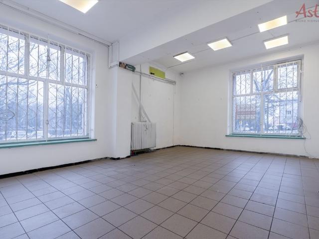 Lokal użytkowy 120 m² przy głównej alei w Tychach