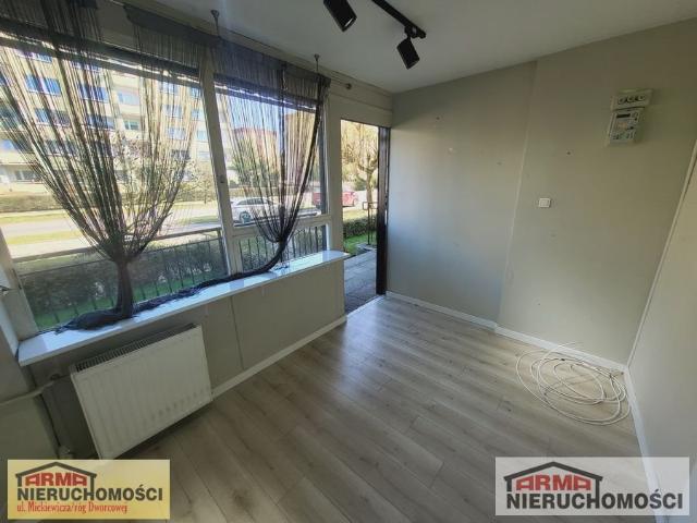 Lokal użytkowy 12 m² z witryną idealny na biuro lub gabinet