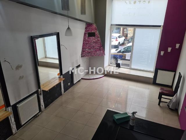 Lokal użytkowy 143 m² z witrynami, biurami i zapleczem zapraszam