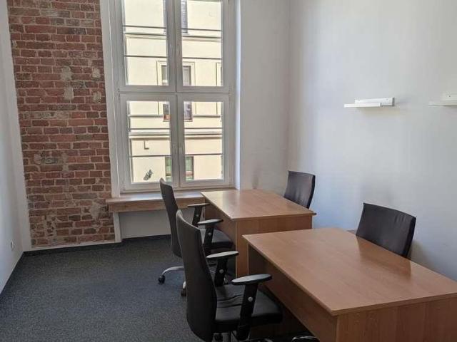 Lokal użytkowy 16 m² w Łodzi industrialny klimat i świetna lokalizacja