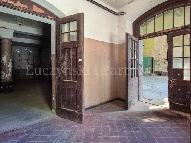 Lokal użytkowy 2060 m² w Kowarach, potencjał inwestycyjny polecam!