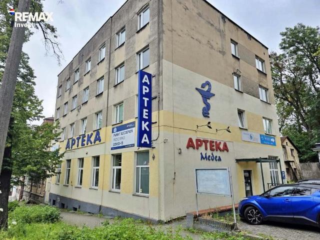 Lokal użytkowy 220 m² w Cieszynie nowoczesny budynek z windą