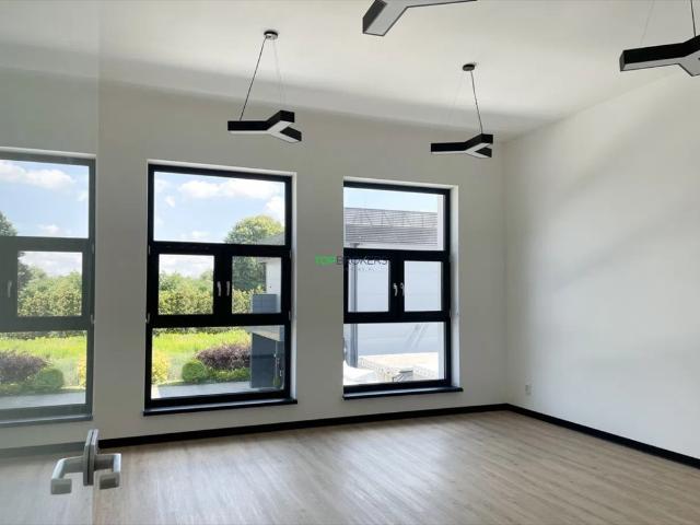 Lokal użytkowy 28,45 m² w Warszawie Białołęka Brzeziny