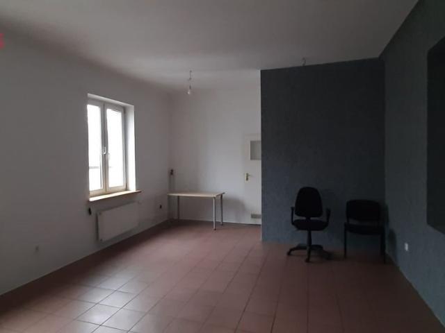 Lokal użytkowy 30 m² w Legionowie blisko centrum