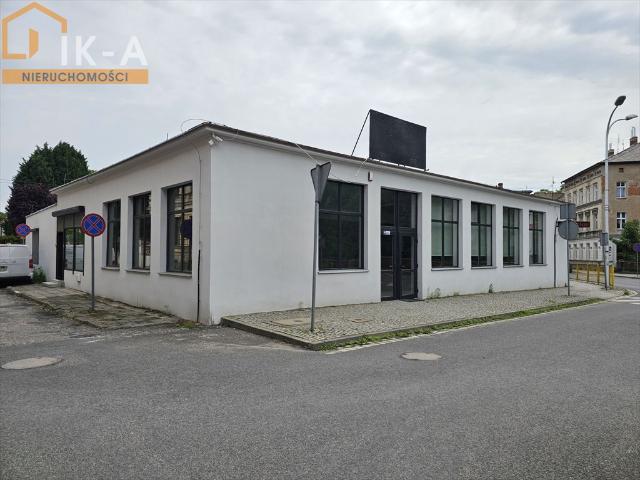 Lokal użytkowy na wynajem w centrum Żagania, 156 m2