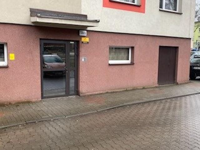 Lokal użytkowy 66 m² w centrum Piekar Śląskich do remontu