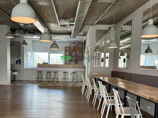 Lokal użytkowy na wynajem w Ursynowie 245 m2 z klimatyzacją