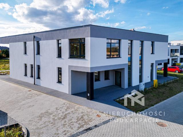 Lokal użytkowy, Rzeszów, Senatorska, 605.10 m², wynajmę lokal użytkowy