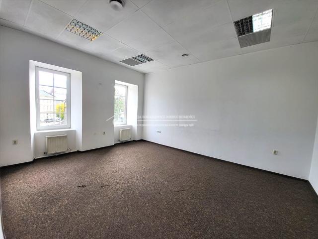 Lokal usługowo biurowy 108 m2 w centrum Bielska Bała