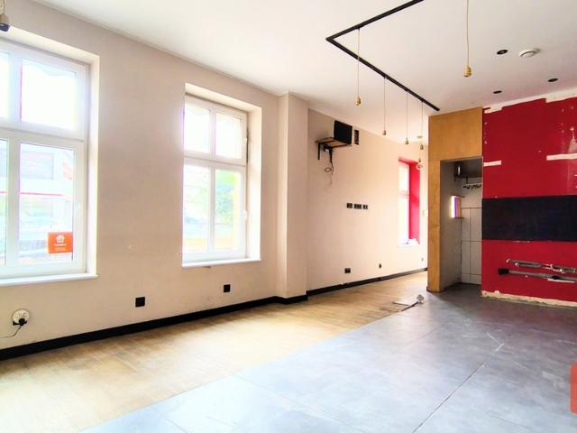 Lokal usługowo handlowy 67 m² z ogródkiem polecam!