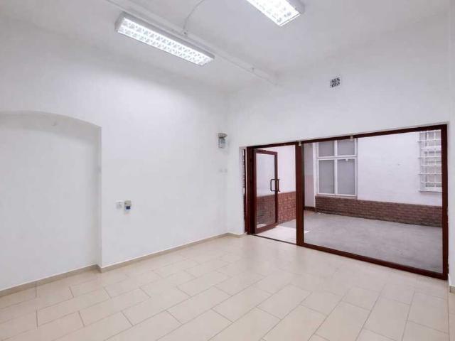 Lokal usługowo handlowy 11,73 m² w centrum Bochni zapraszam