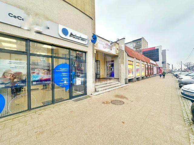 Lokal usługowy 40 m2 z witrynami, monitoringiem i ogrzewaniem podłogowym