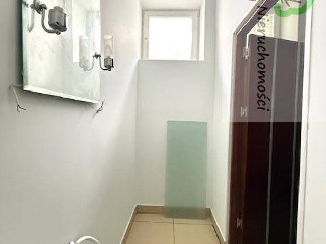 Lokal usługowy 41,7 m2 w pasażu FLISAK zapraszam