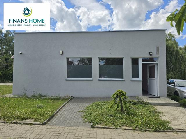 Lokal usługowy 46 m2 z witrynami i ogrzewaniem podłogowym