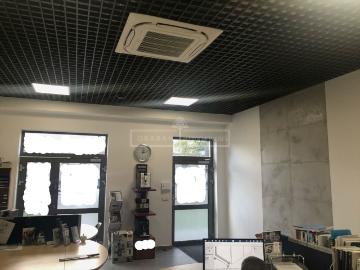 Lokal usługowy 49,2 m2 z klimatyzacją i garażami