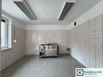 Lokal usługowy 50 m² przy głównej ulicy Krośnie