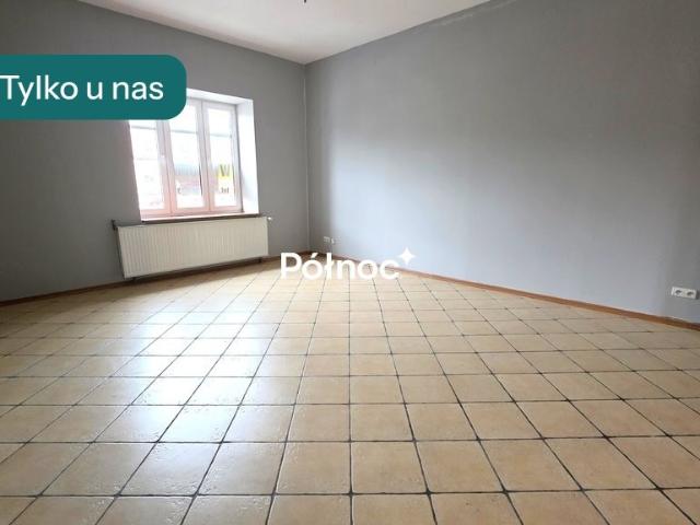 Lokal usługowy 56 m² z dużą witryną i miejscem parkingowym