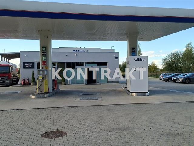 Lokal usługowy 72,7 m2 z dużą witryną i parkingiem zapraszam