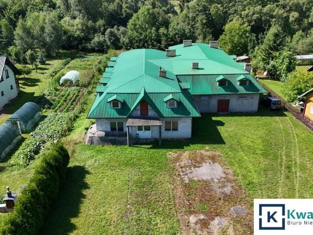 Lokal usługowy 890 m² w Iskrzynia polecam