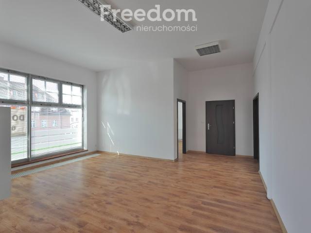 Zapraszam do wynajmu lokalu 98 m² w centrum Jeleniej Góry