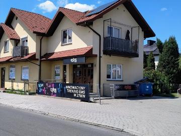 Lokal usługowy 104 m2 na wynajem w Mielcu, Zygmuntowska