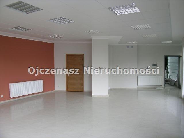 Przestronny lokal handlowo usługowy 110 m2 w centrum Bydgoszczy