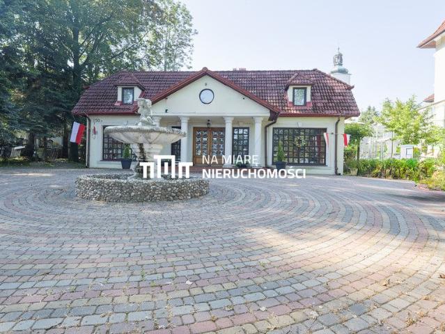 Lokal usługowy 111 m² przy A4 w centrum Świlczy