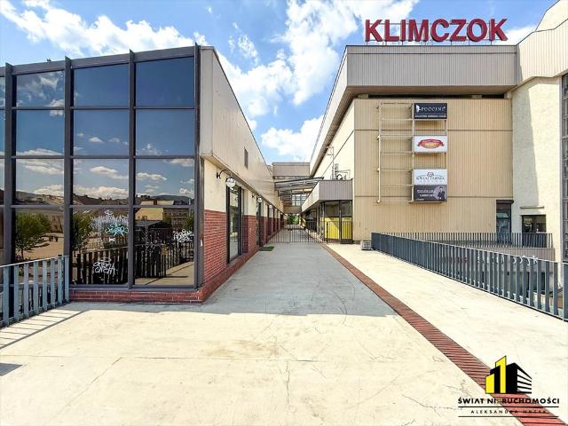 Lokal usługowy 135 m² w centrum Bielska Bała z dużymi witrynami