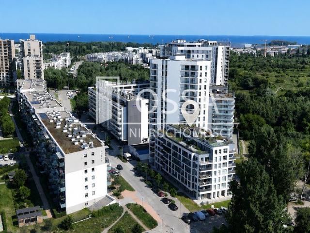 Lokal usługowy 141 m² z dużymi witrynami i możliwością aranżacji