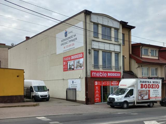 Lokal usługowy 289 m2 w centrum Grójca – atrakcyjna oferta