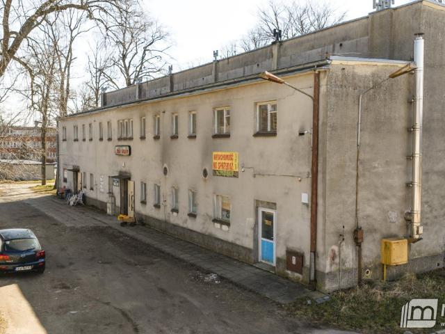 Polecam lokal usługowy 365 m² z możliwością rozbudowy i udziałem w gruncie