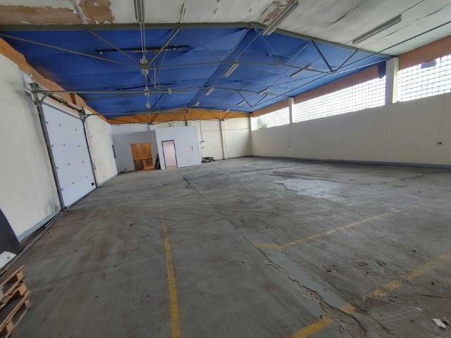 Lokal wynajmę, GORZÓW WIELKOPOLSKI, OS. SŁONECZNE,, 200 m2, cena: 2 400 zł
