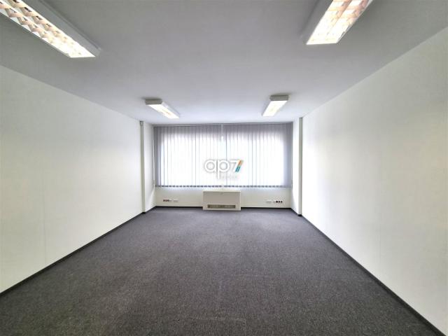 Lokal wynajmę, Kraków, Bieżanów Prokocim, 36 m2, cena: 3 300 zł
